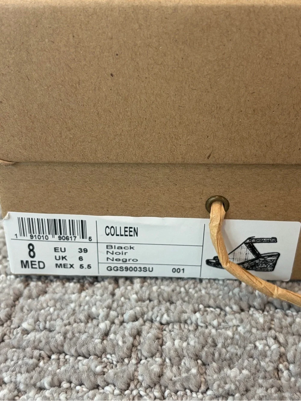 Gentle Souls by Kenneth Cole Colleen Wedge Sandal Sz 8, Black